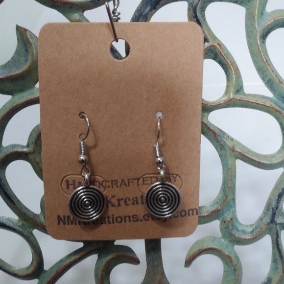 4/$25 METAL SWIRL EARRINGS- NEW - Picture 1 of 1